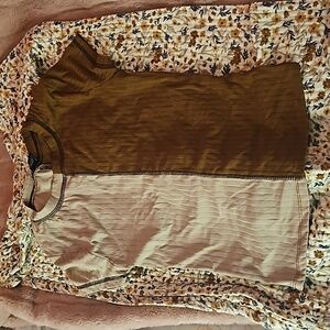 Size Medium Color Brown and Tan Brand Rue 21